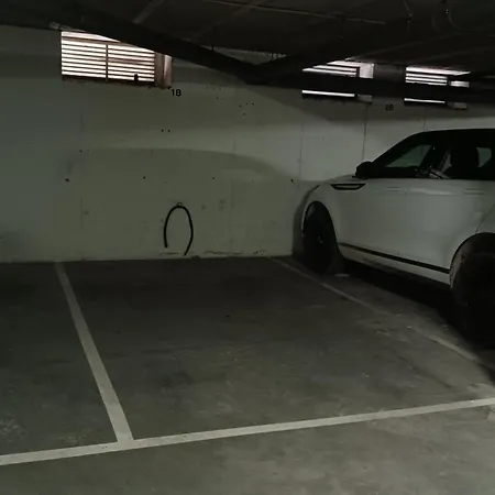 Sherryflat Torneria- Parking Jerez de la Frontera Exterior photo