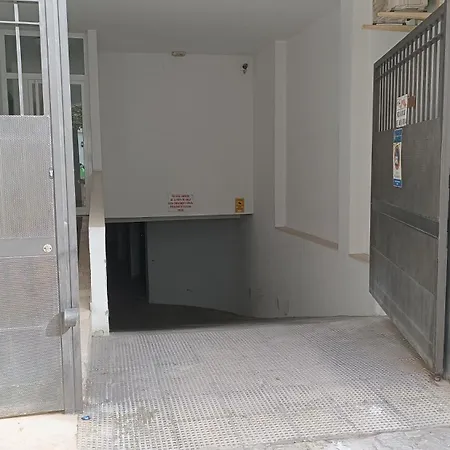 Sherryflat Torneria- Parking Jerez de la Frontera Exterior photo